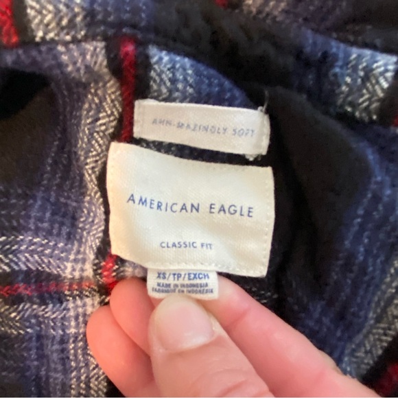 American Eagle Navy flannel XS - Picture 3 of 3